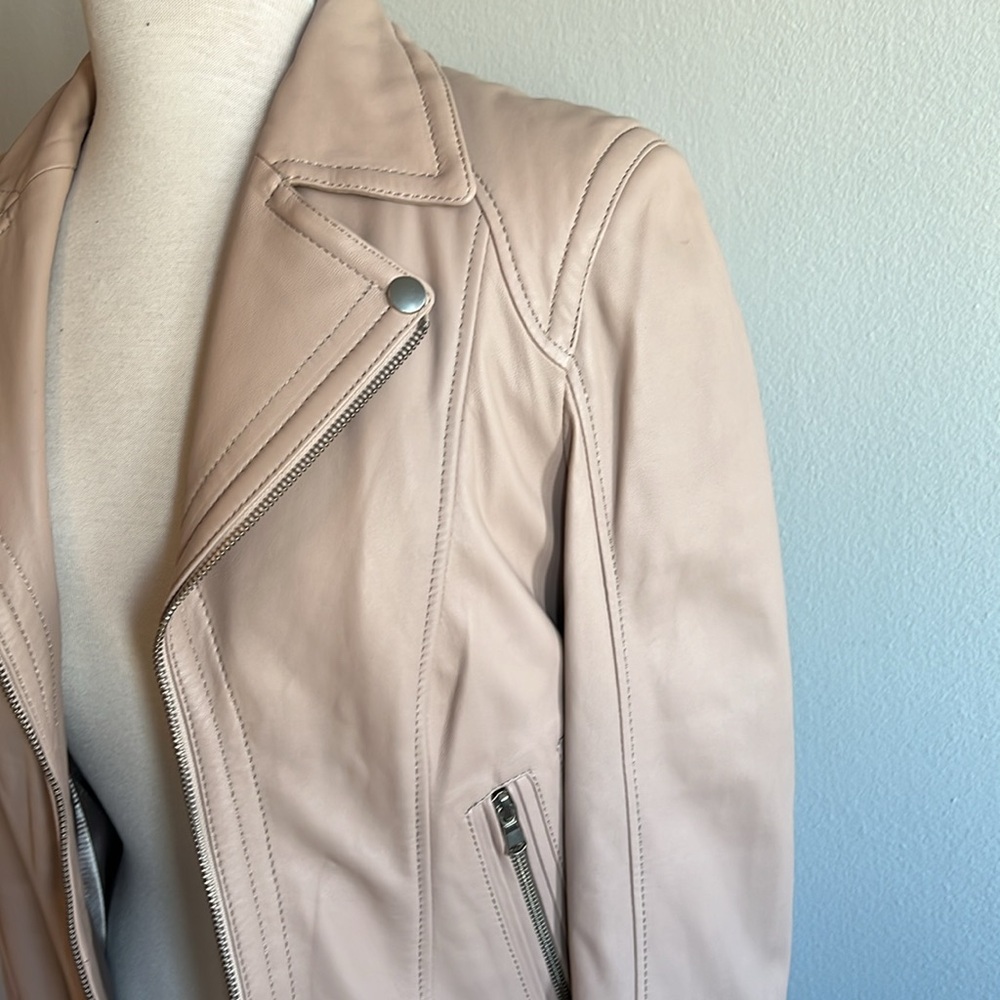 Beautiful Lined Leather Jacket - image 5